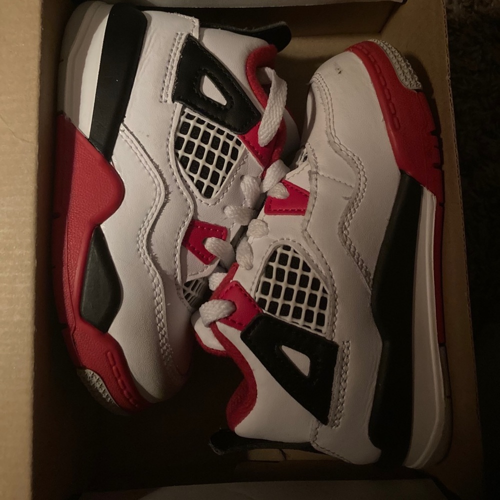 Toddler Jordan Retro 4